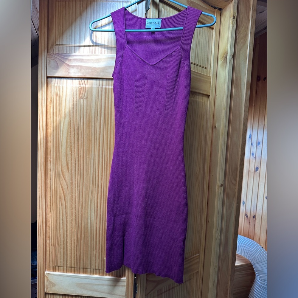 Olive & Oak Magenta Knit Top